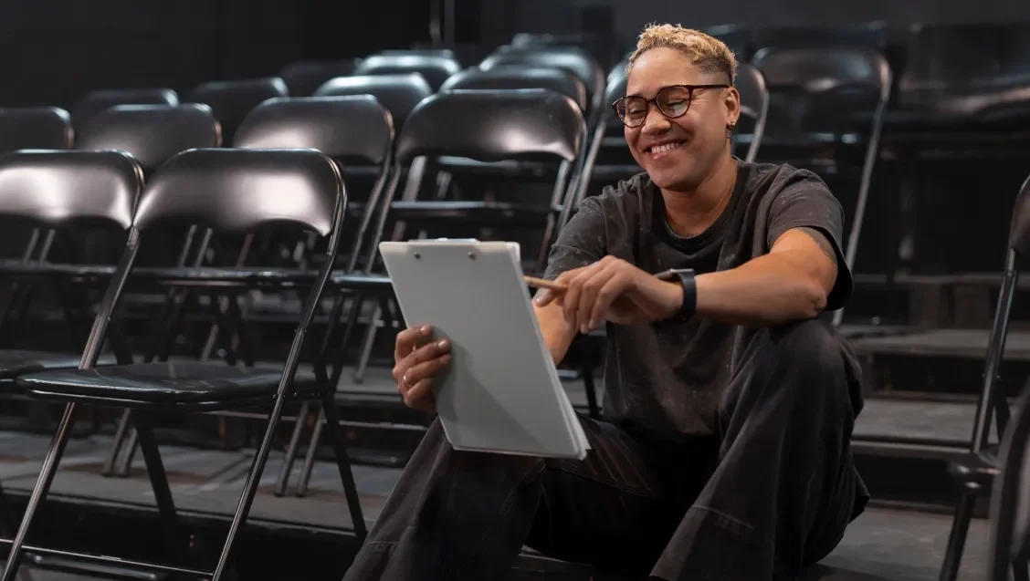 People researh Visual Arts e1771240662571